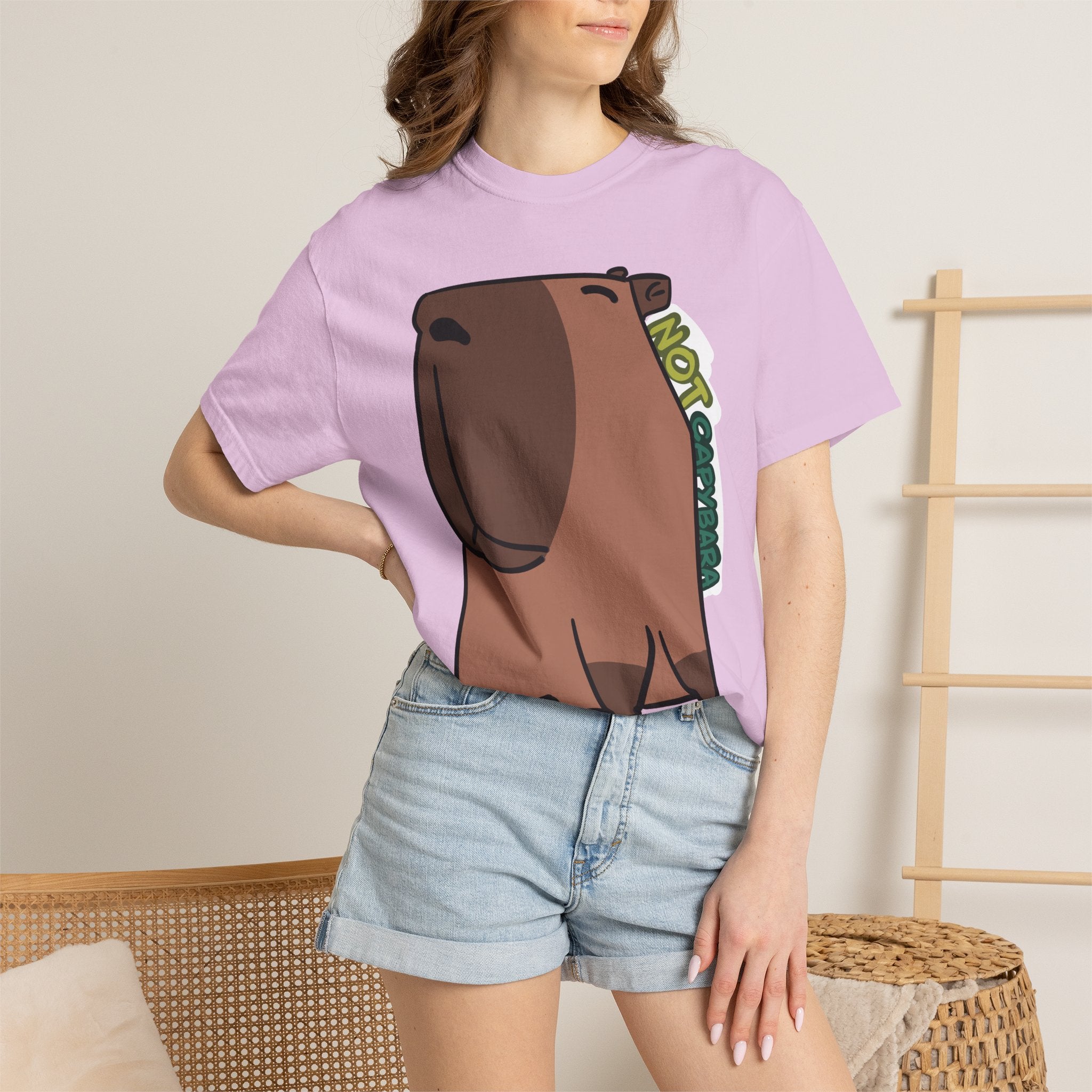 T-shirt Capybara — T-shirt unisexe mignon de dessin animé "Pas un Capybara"