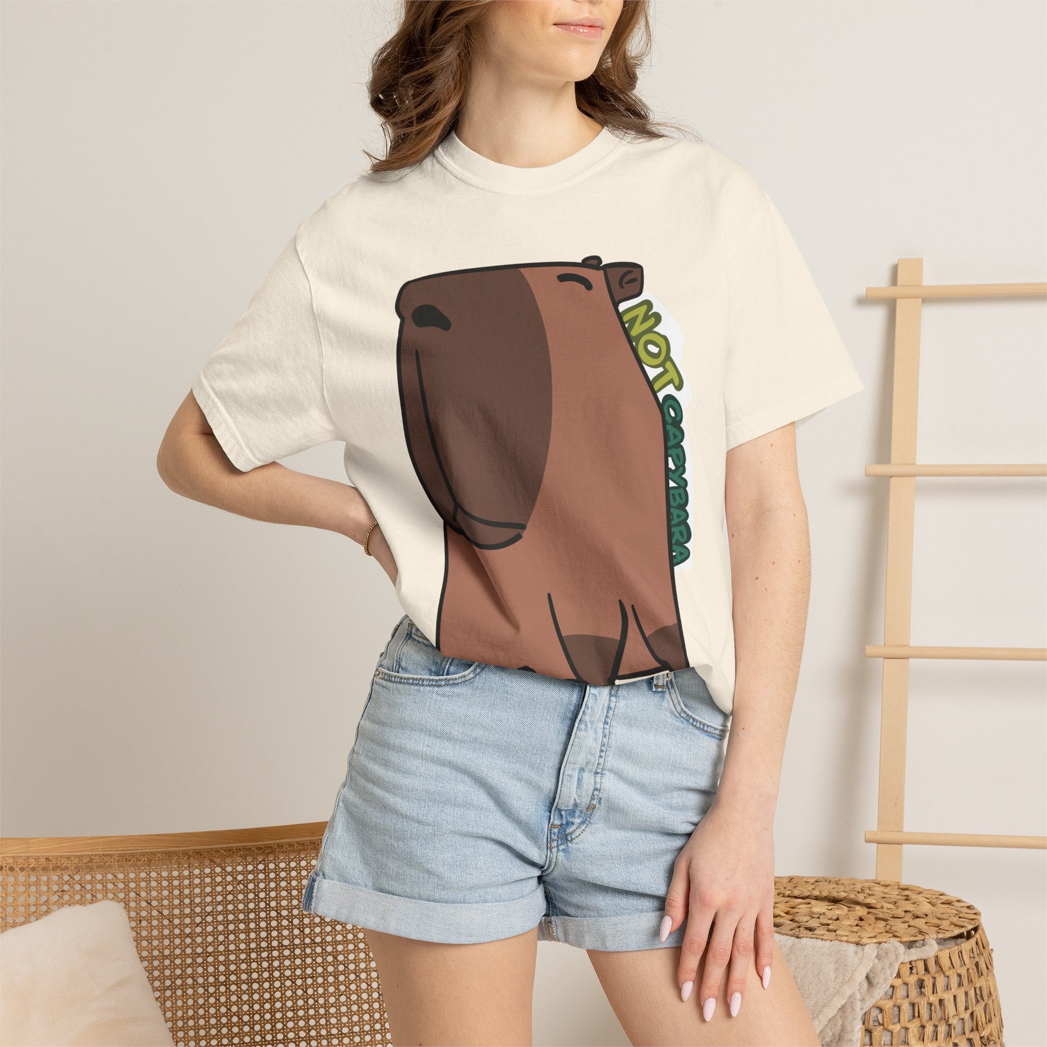 T-shirt Capybara — T-shirt unisexe mignon de dessin animé "Pas un Capybara"